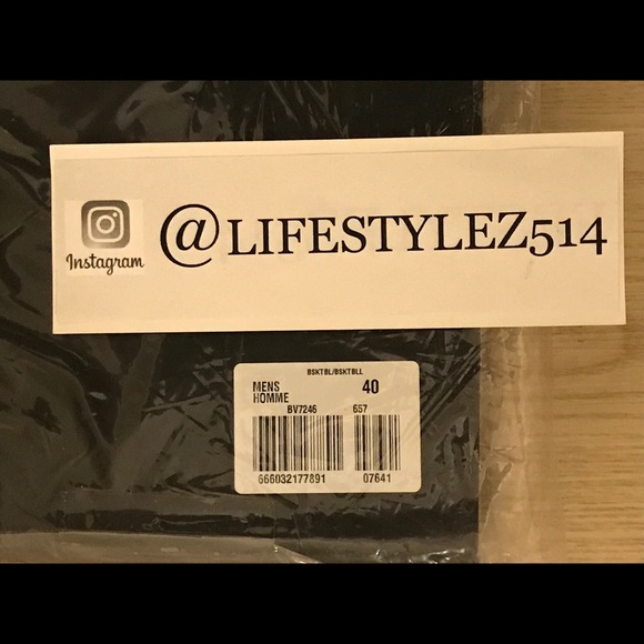 Michael Jordan Jersey - Picture 9 of 10